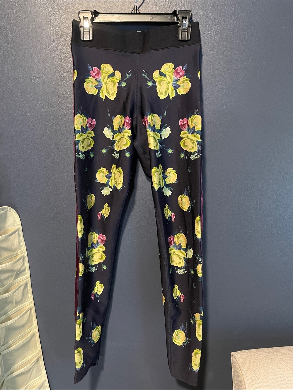 SoulCycle x Ultracor navy blue floral-print performance leggings, S